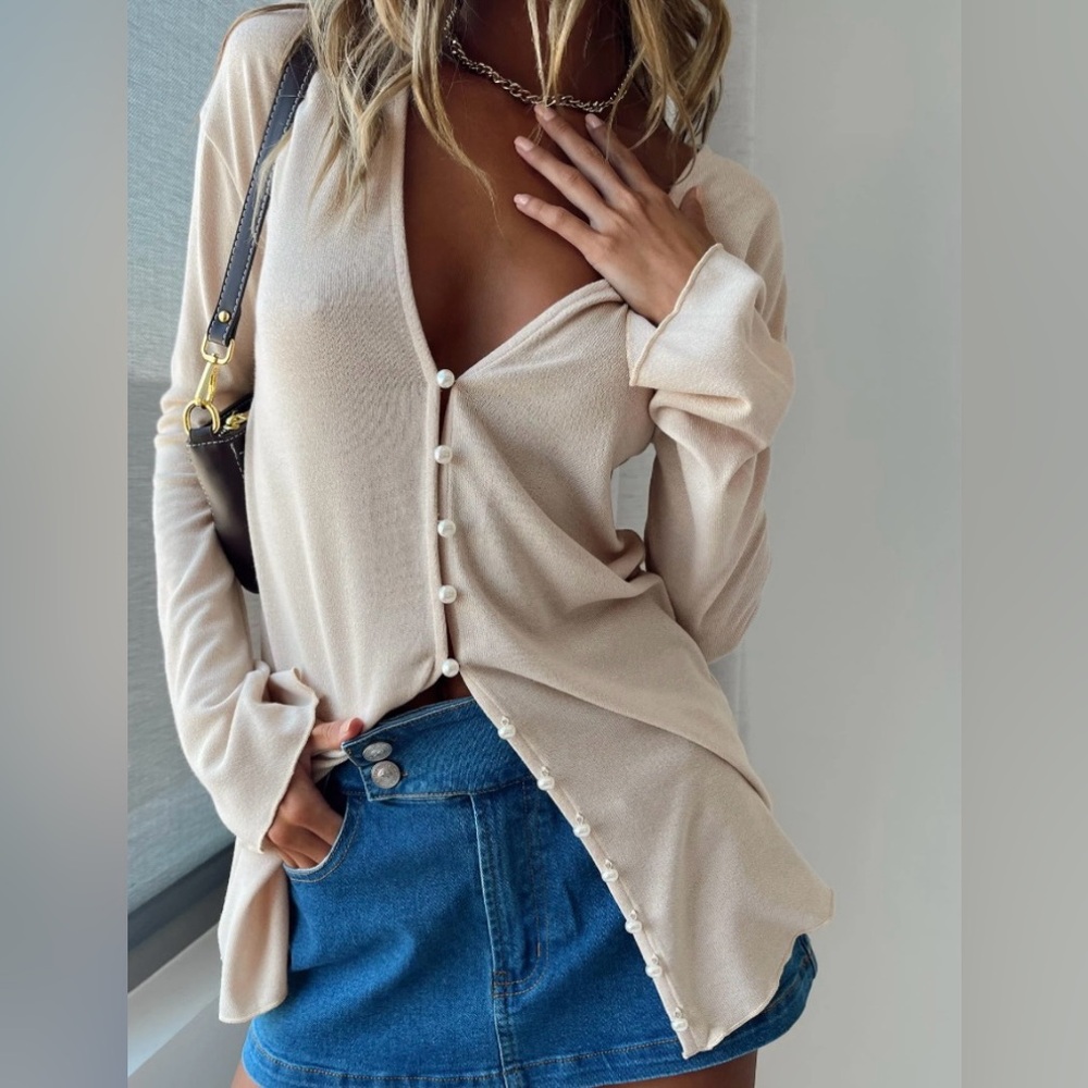 NWT Beige Cardigan US 0